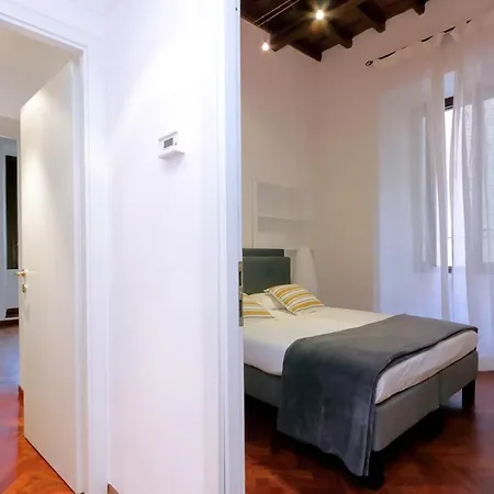 Campo Dei Fiori 3-Bed Apartment Hi Standing Rome